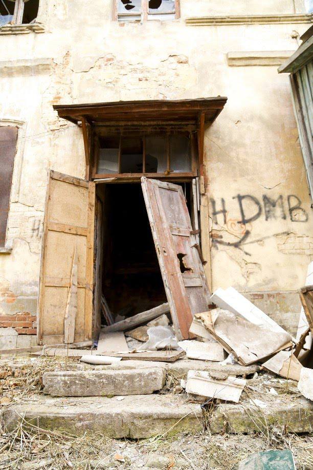 Тульська область РФ хоче &quot;відбудовувати Маріуполь&quot;, поки самі туляки виживають у бараках (фото)